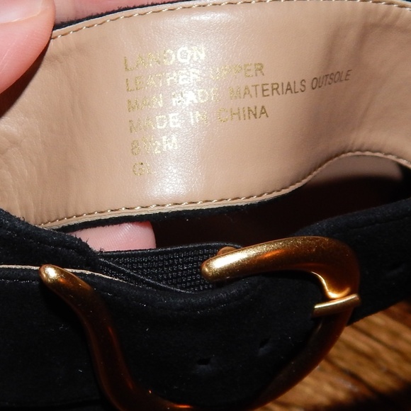 Aerosoles Suede Chunky Heel Ankle Strap Sandal Heel - Picture 4 of 7